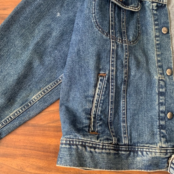 Vintage men’s Lee jean jacket..nicely worn in. - Picture 7 of 8